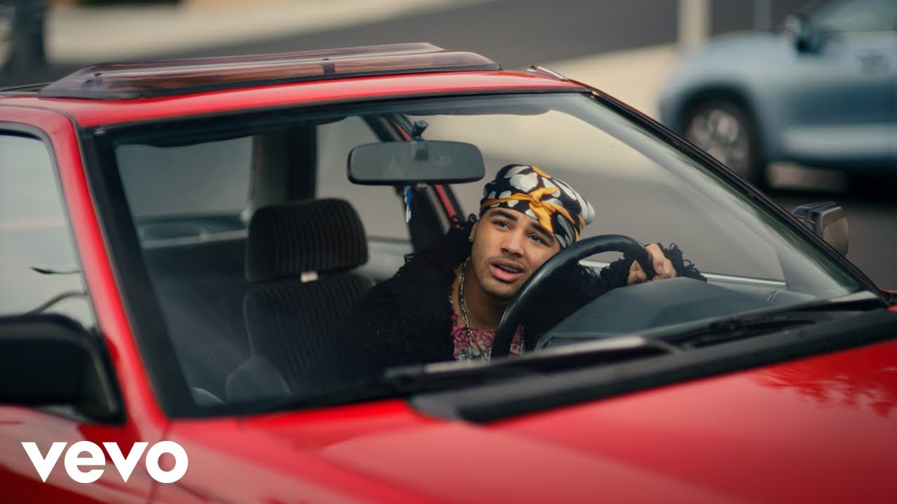 24kGoldn e Travis Barker - In My Head, Testo e Traduzione