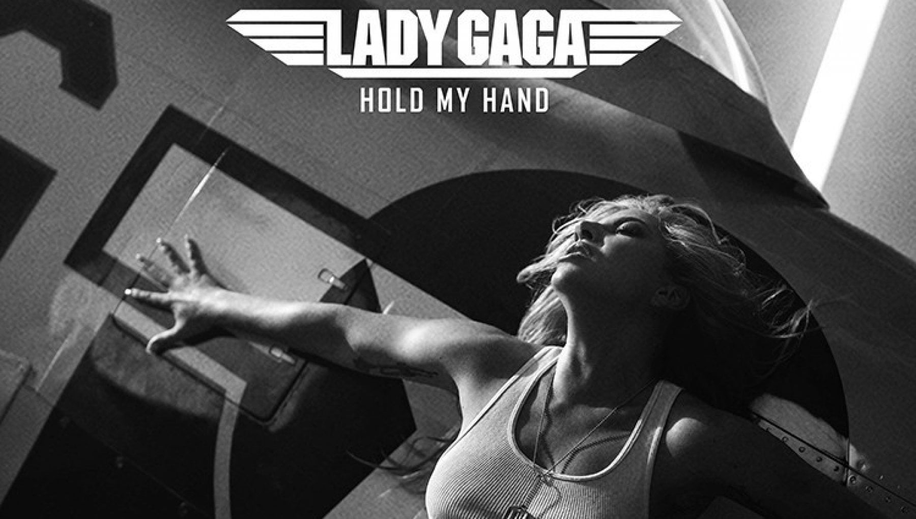 Hold My Hand - Lady Gaga - Testo e Traduzione