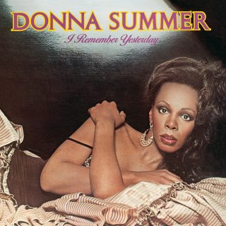 I Feel Love - Donna Summer - Testo e Traduzione