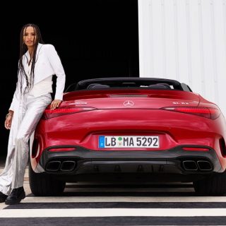Praise You - Canzone Spot Mercedes-AMG SL Roadster