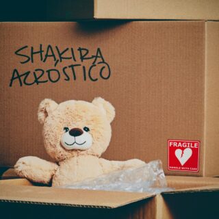 Shakira - Acróstico - Testo Traduzione Significato