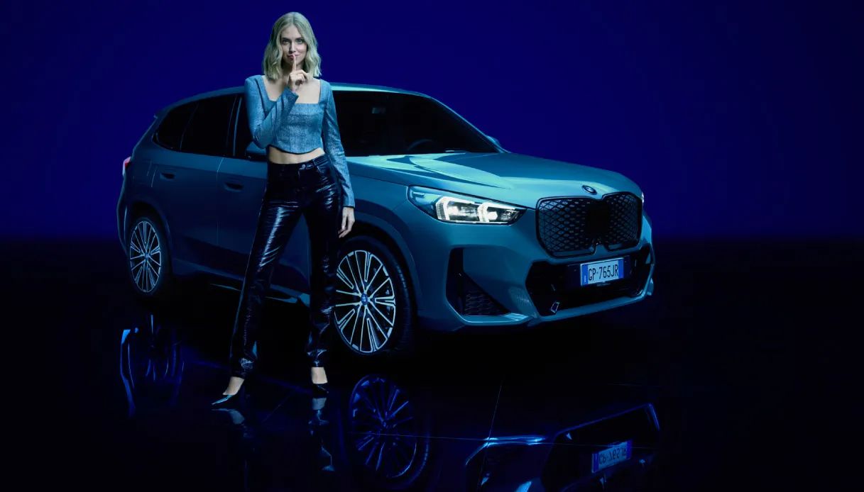 Canzone Spot BMW iX1 2023 con Chiara Ferragni