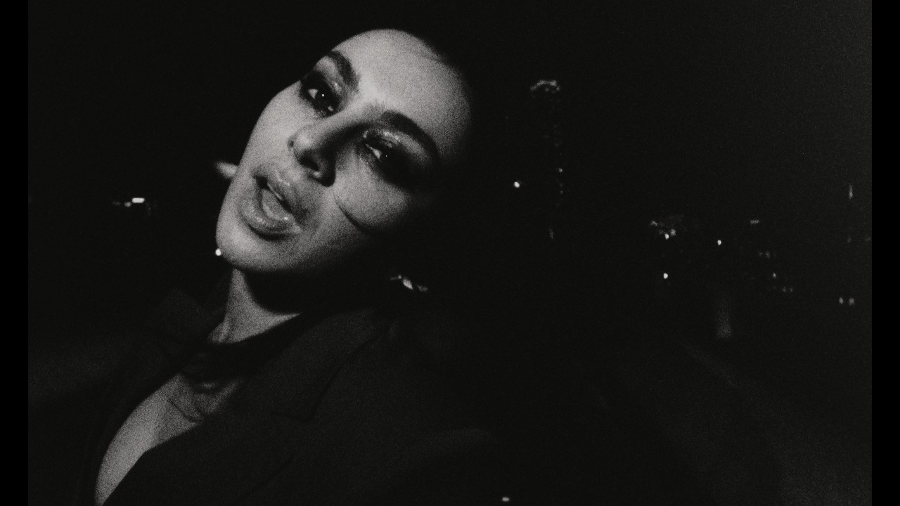 Charli XCX, Rock Music - Testo Traduzione Significato